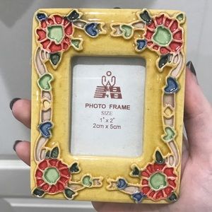 🎉FREE w/ purchase🎉Floral Enamel Mini Photo Frame